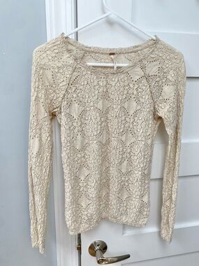 Free People cream pucker lace lightweight semi sheer blouse